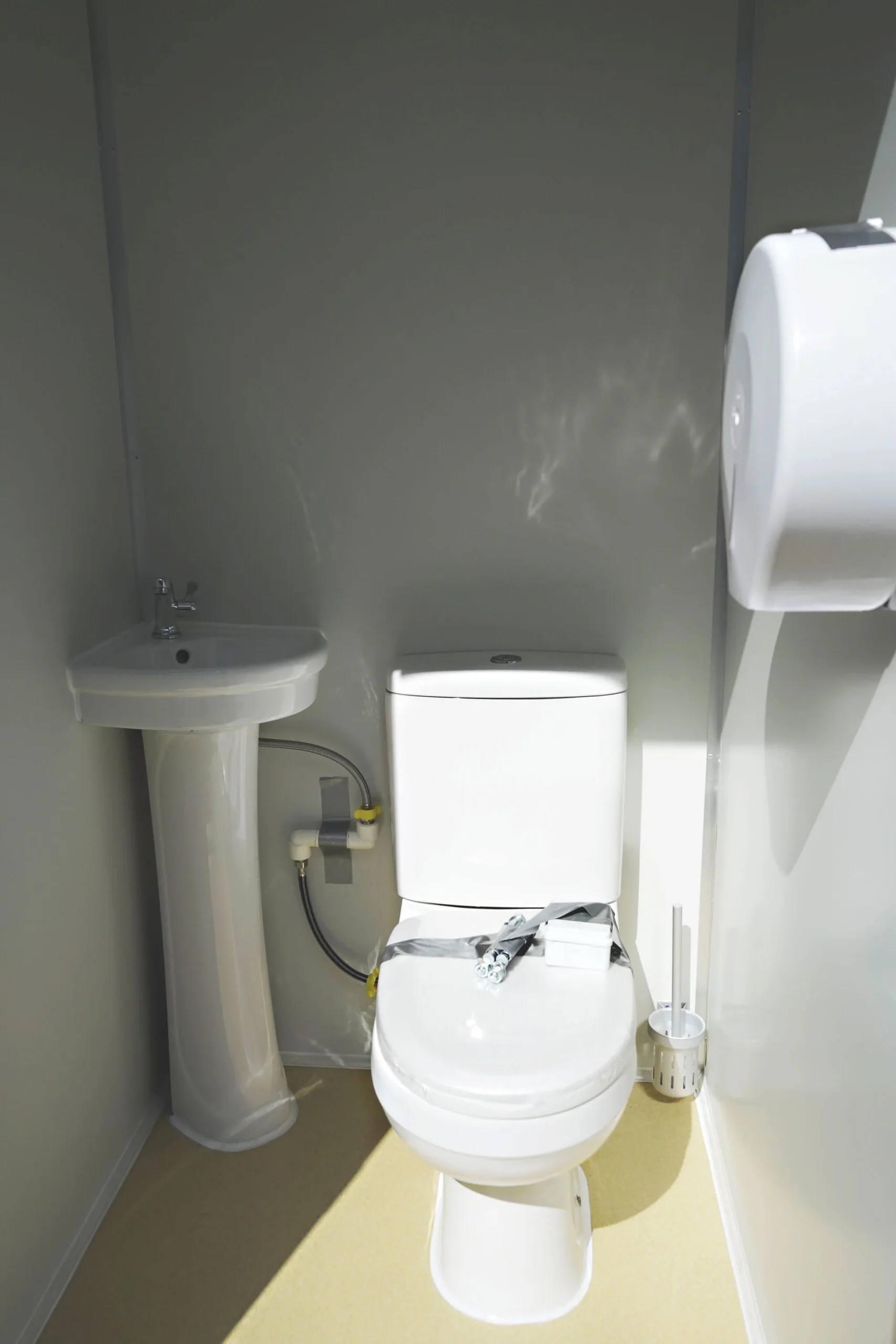 %title Portable Toilet With 110V Sink